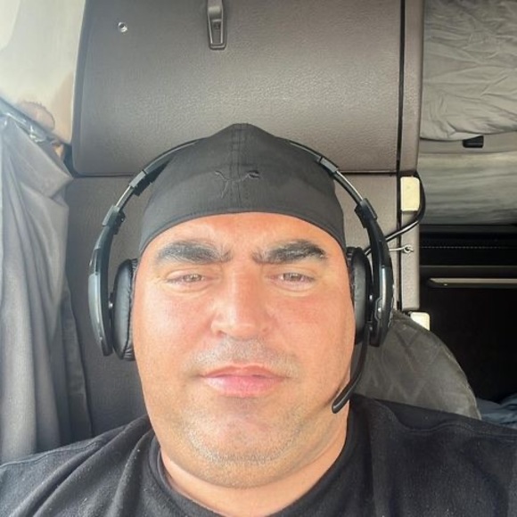 Meet your Posher, Dennis - Picture 1 of 1